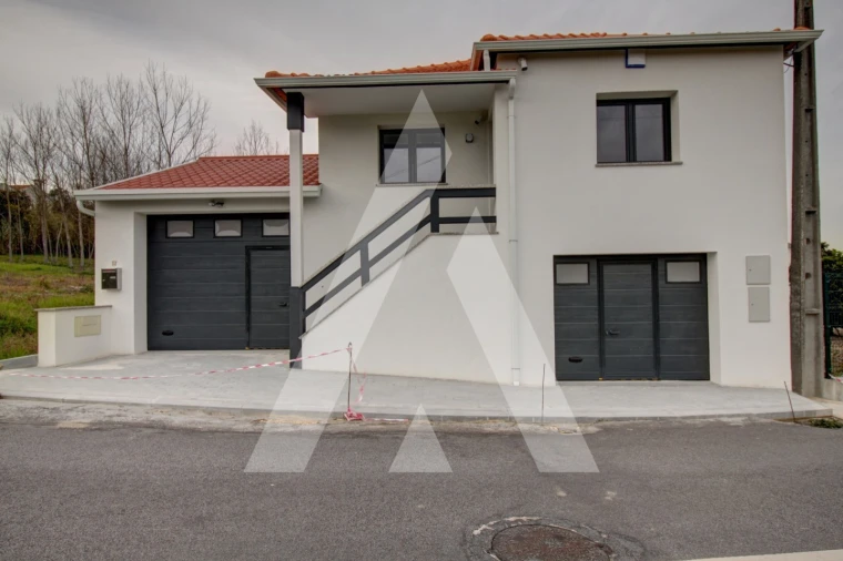 Moradia T2 para Venda em Oliveira do Bairro