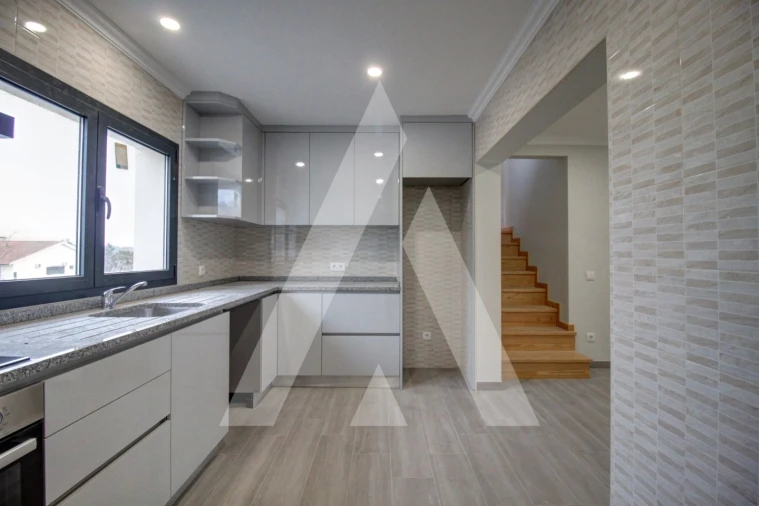 Moradia T2 para Venda em Oliveira do Bairro Foto 18