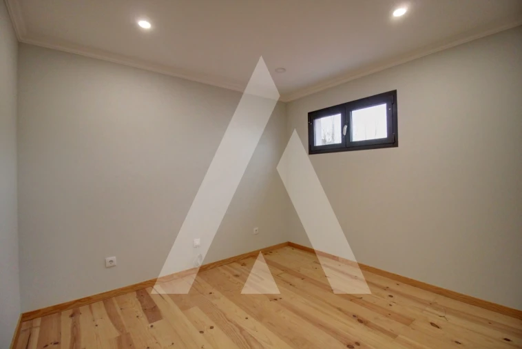 Moradia T2 para Venda em Oliveira do Bairro Foto 29