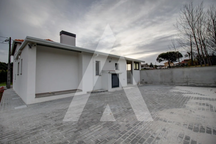 Moradia T2 para Venda em Oliveira do Bairro Foto 37