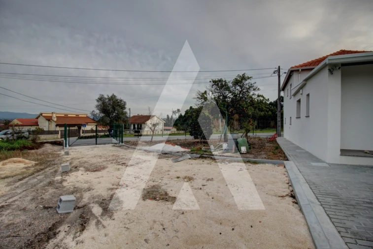 Moradia T2 para Venda em Oliveira do Bairro Foto 40