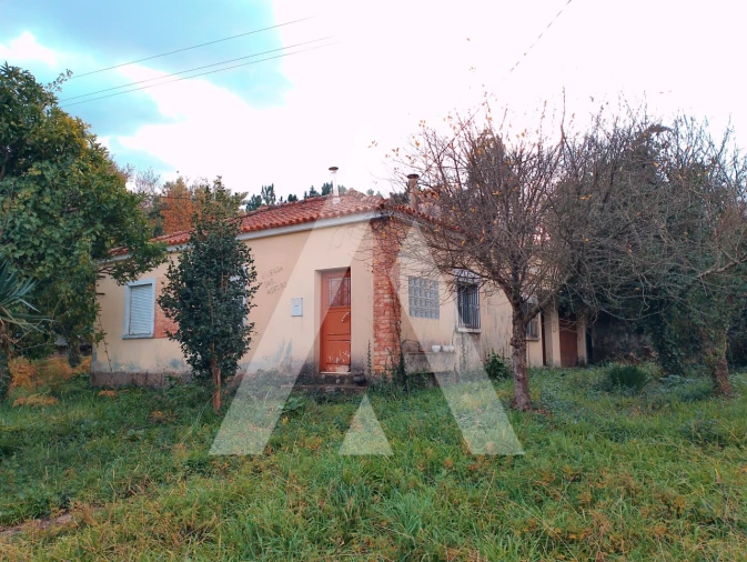 Moradia T3 para Venda em Lanheses