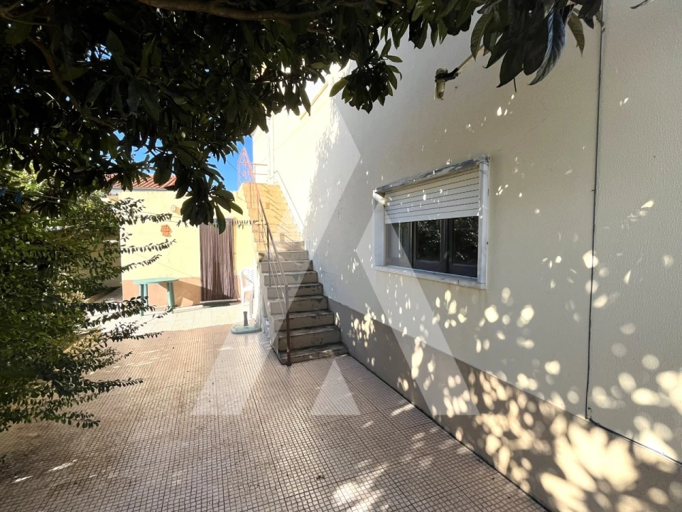 Moradia T4 para Venda em Lamas e Cercal Foto 21