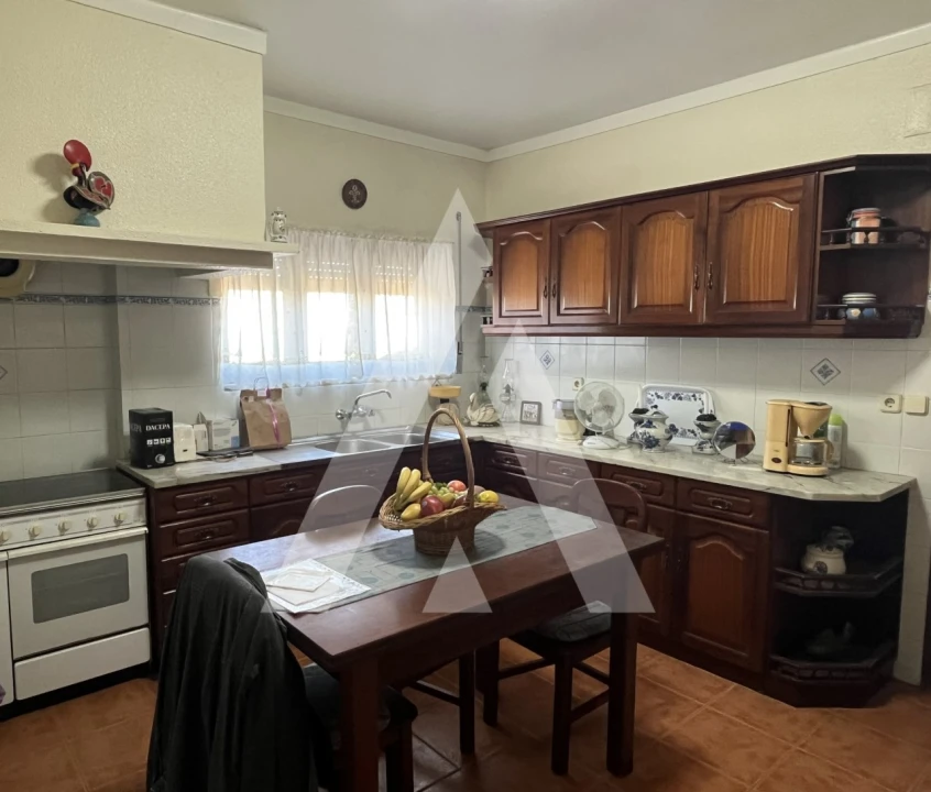 Moradia T4 para Venda em Lamas e Cercal Foto 31