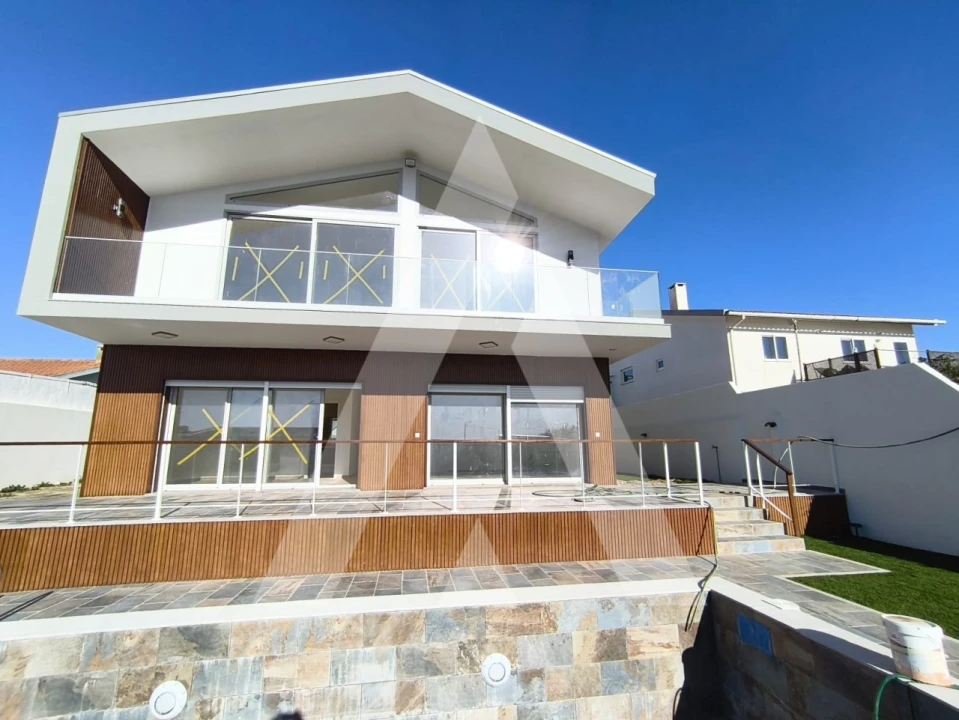 Moradia T5 para Venda em Gafanha da Encarnação Foto 3