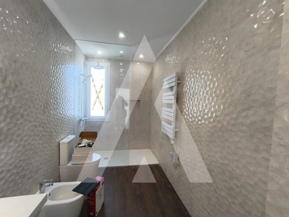 Moradia T5 para Venda em Gafanha da Encarnação Foto 25