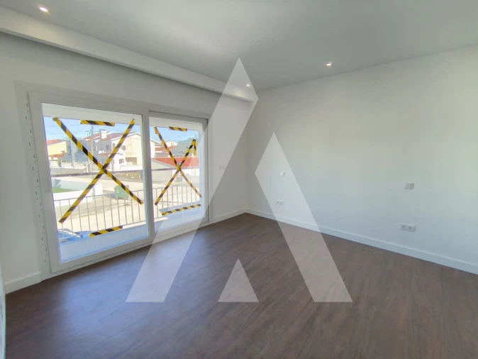 Moradia T5 para Venda em Gafanha da Encarnação Foto 30