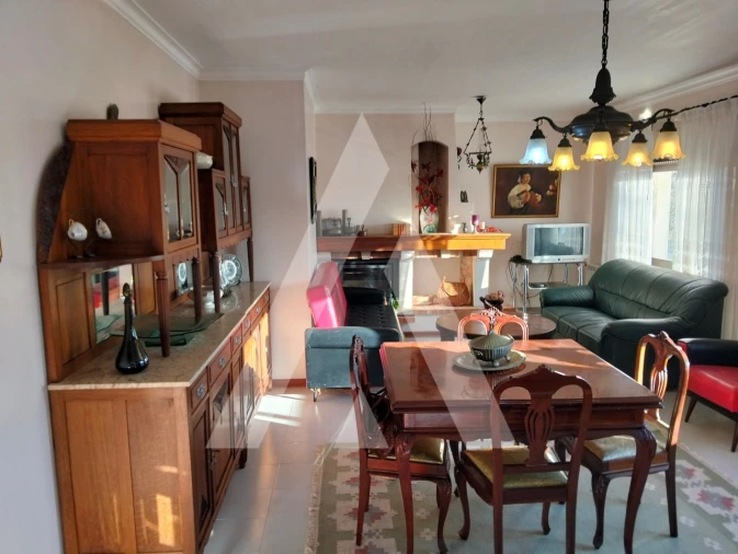 Moradia T3 para Venda em Chafe Foto 11