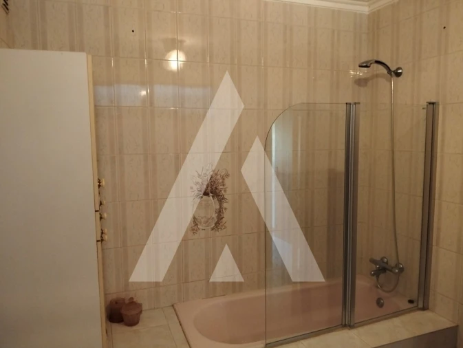 Moradia T3 para Venda em Chafe Foto 22