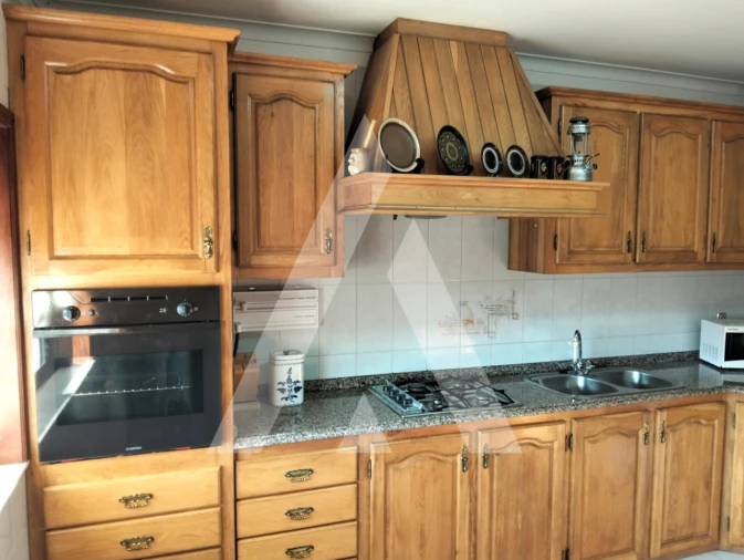 Moradia T3 para Venda em Chafe Foto 15