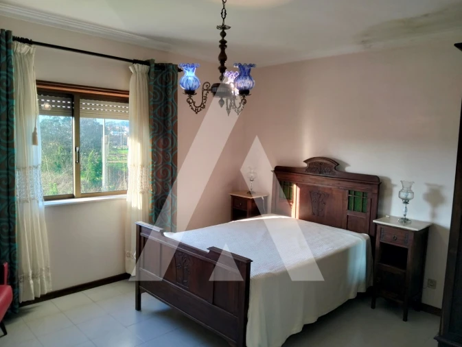 Moradia T3 para Venda em Chafe Foto 21