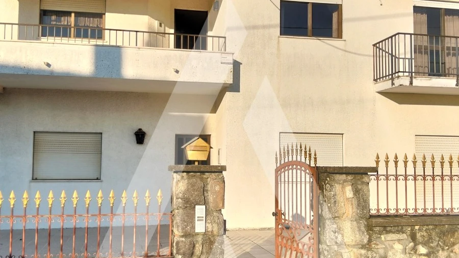 Moradia T3 para Venda em Chafe