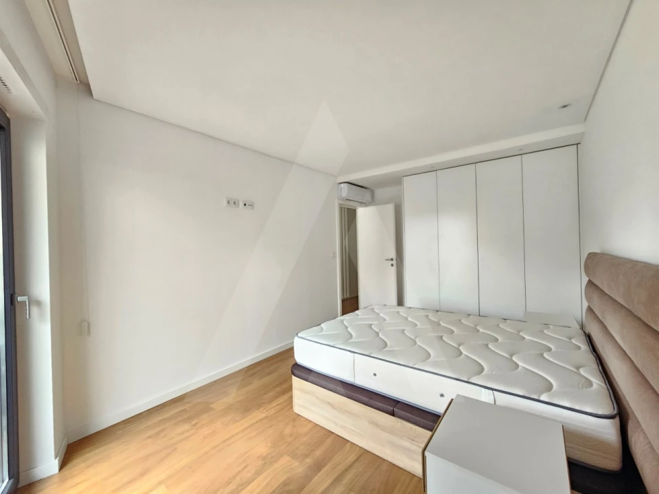 Apartamento T1 para Arrendamento em Glória e Vera Cruz Foto 11