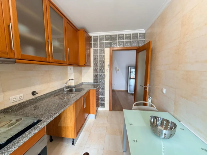 Apartamento T1 para Arrendamento em Glória e Vera Cruz Foto 2