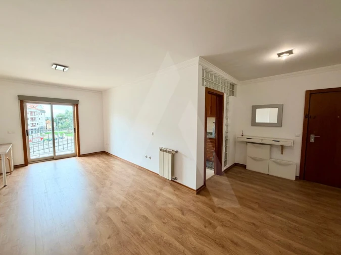 Apartamento T1 para Arrendamento em Glória e Vera Cruz Foto 5