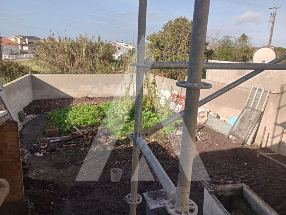 Moradia T2 para Venda em São Bernardo Foto 35