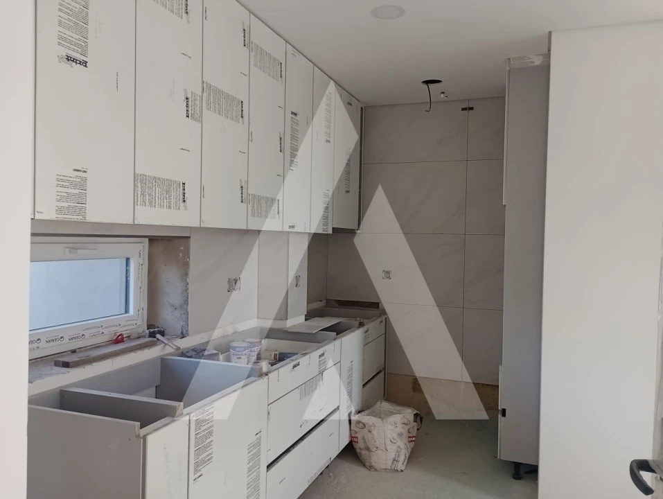 Moradia T2 para Venda em São Bernardo Foto 6