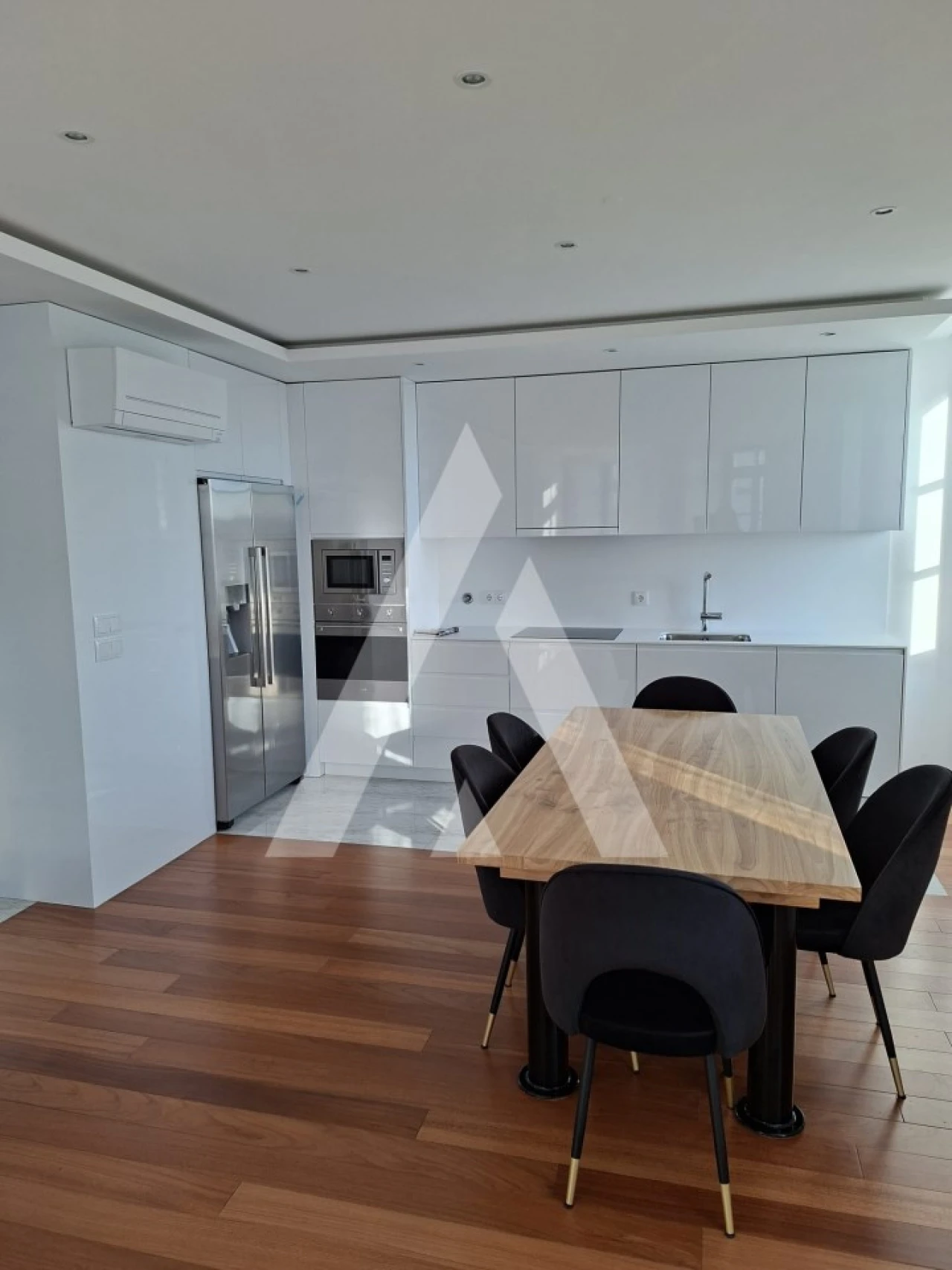 Apartamento T2 para Arrendamento em Santa Maria Maior e Monserrate e Meadela Foto 1