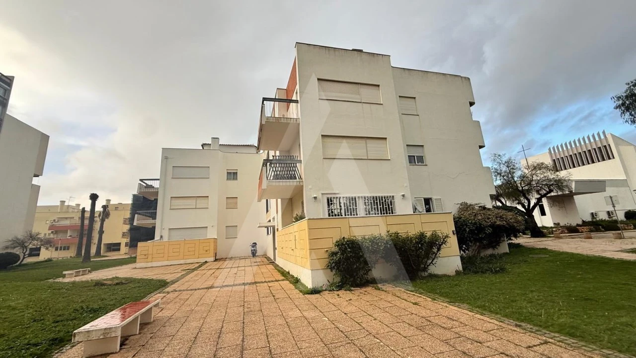 Apartamento T1 para Venda em Quarteira Foto 21