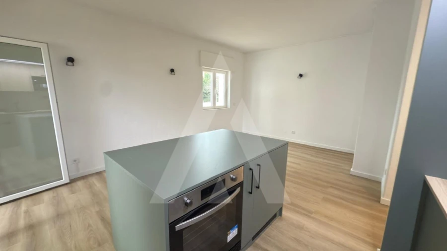 Apartamento T1 para Venda em Quarteira Foto 6