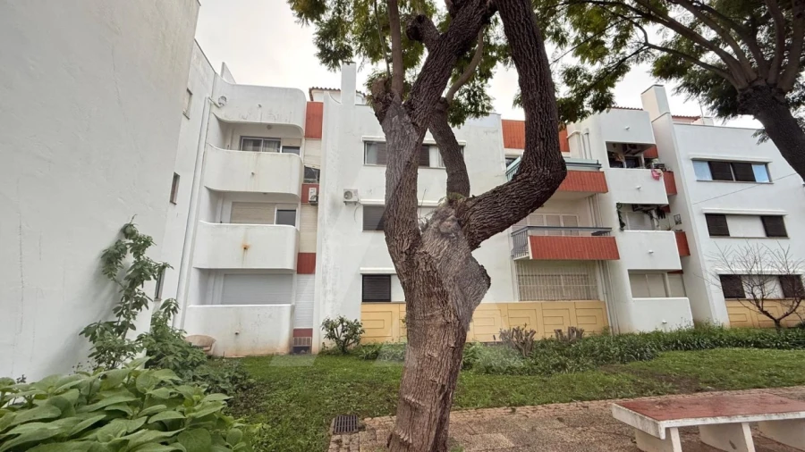 Apartamento T1 para Venda em Quarteira Foto 20