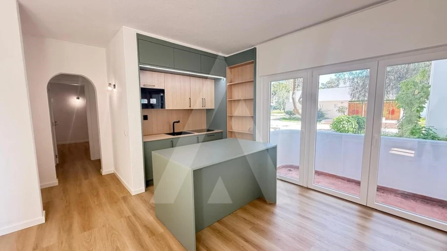 Apartamento T1 para Venda em Quarteira Foto 24