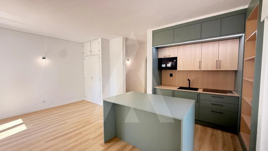 Apartamento T1 para Venda em Quarteira Foto 35