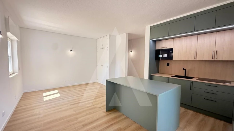 Apartamento T1 para Venda em Quarteira Foto 38