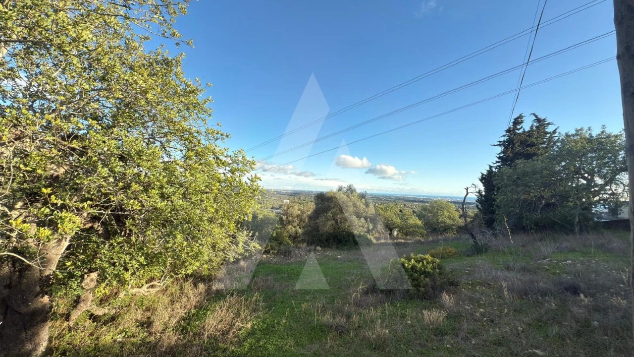 Terreno para Venda em Boliqueime Foto 2