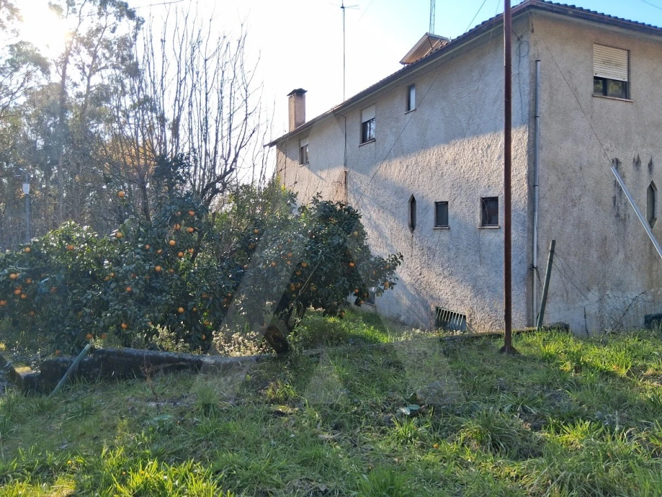 Moradia T5 para Venda em Arca e Varzielas Foto 7