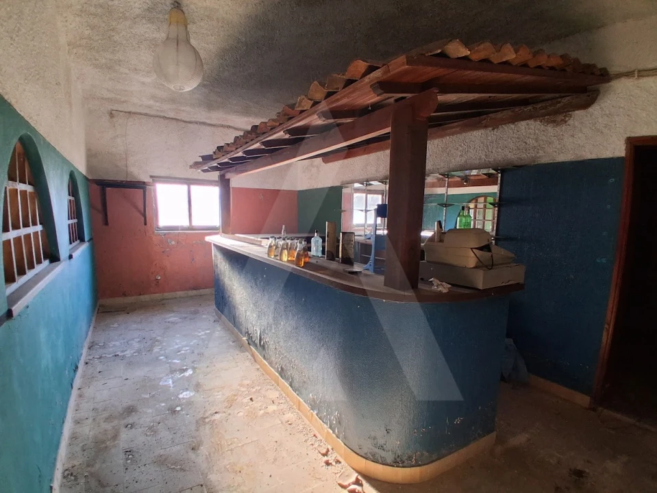 Moradia T5 para Venda em Arca e Varzielas Foto 9