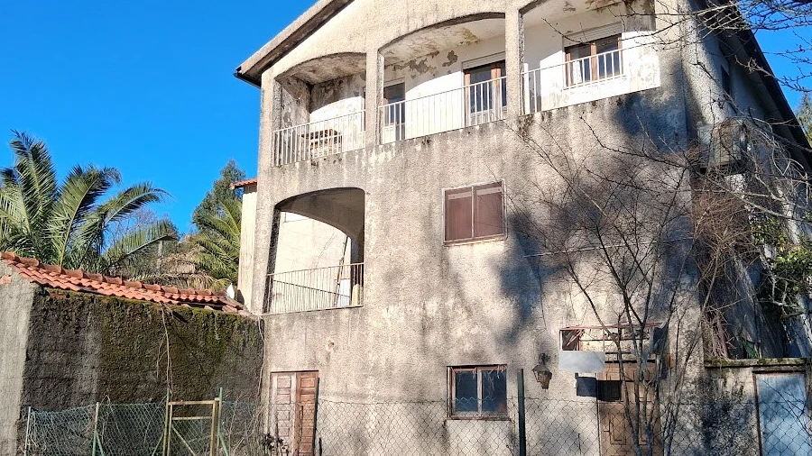 Moradia T5 para Venda em Arca e Varzielas