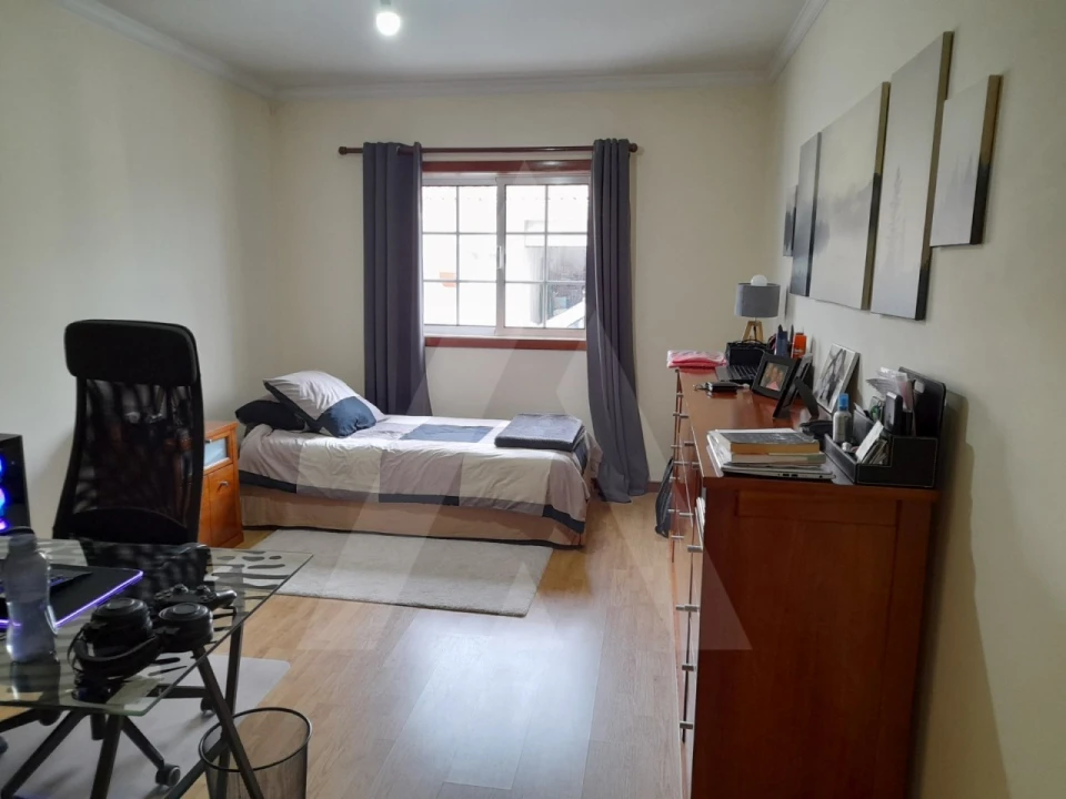 Apartamento T2 para Arrendamento em Fermentelos Foto 12