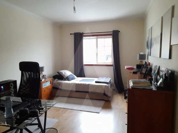 Apartamento T2 para Arrendamento em Fermentelos Foto 10