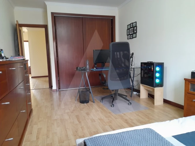 Apartamento T2 para Arrendamento em Fermentelos Foto 11