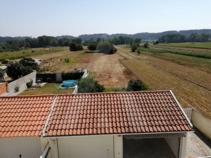 Apartamento T2 para Arrendamento em Fermentelos Foto 15