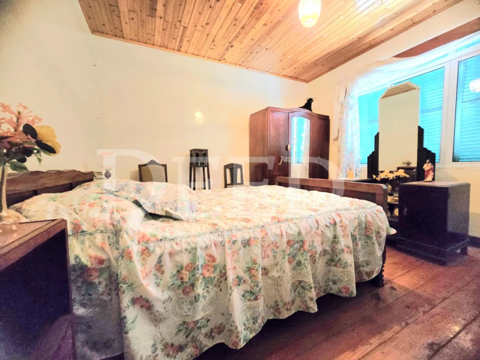 Moradia T6 para Venda em Estreito da Calheta Foto 7