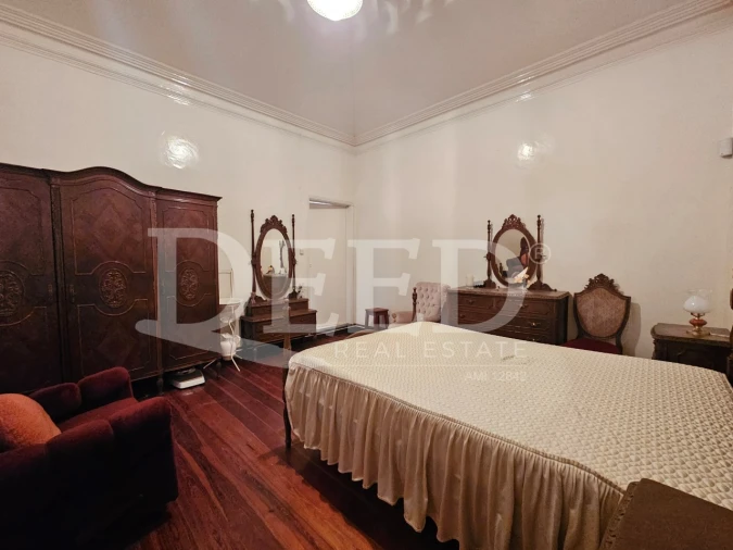 Moradia T6 para Venda em Estreito da Calheta Foto 12