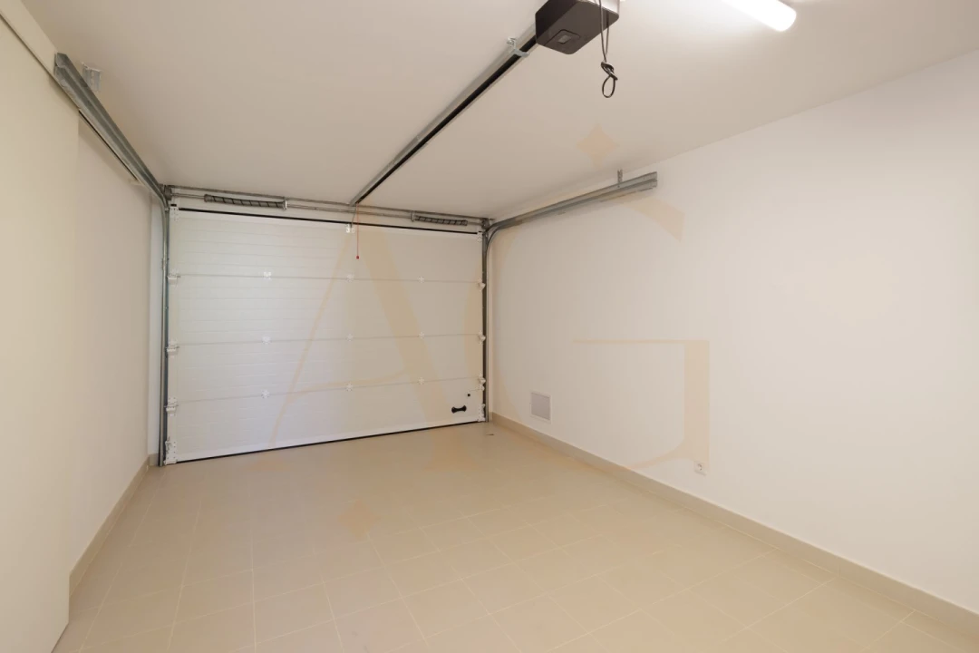 Moradia T3 para Venda em Quarteira Foto 30