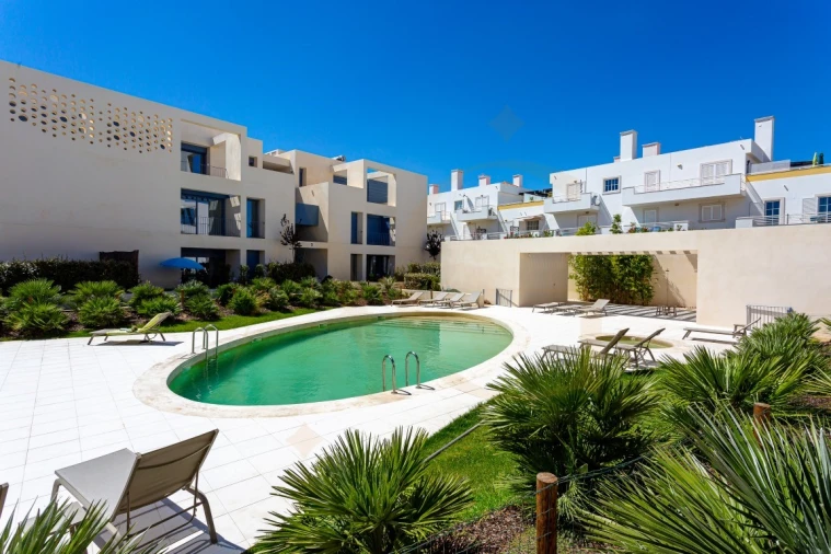 Apartamento T2 para Arrendamento férias em Conceição e Cabanas de Tavira Foto 49