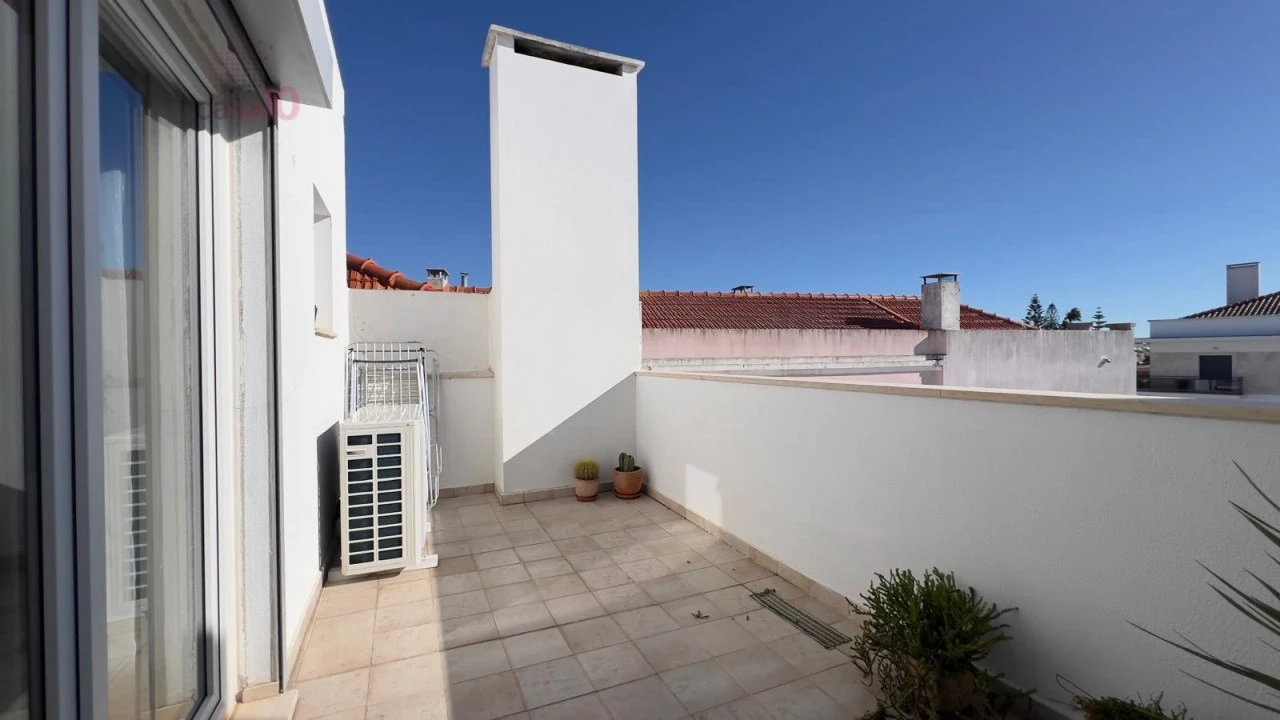 Apartamento T4 para Venda em Alcochete Foto 40