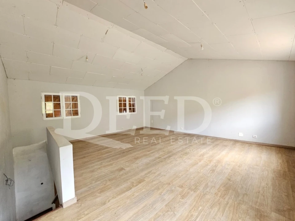 Armazém para Venda em Fajã da Ovelha Foto 3