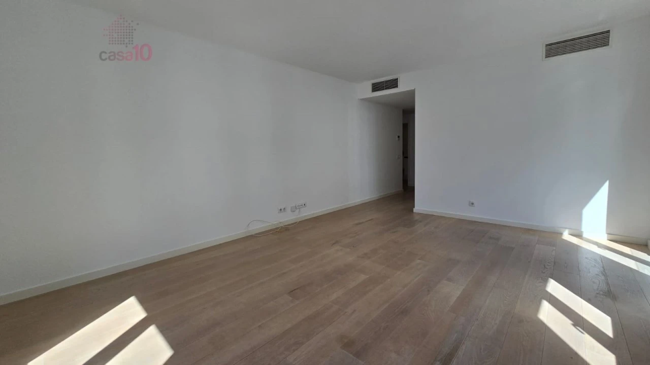 Apartamento T1 para Venda em Misericórdia Foto 5