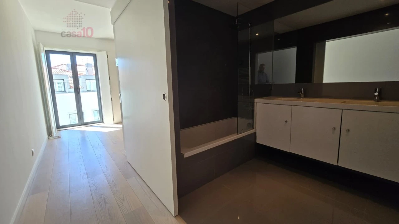 Apartamento T1 para Venda em Misericórdia Foto 16