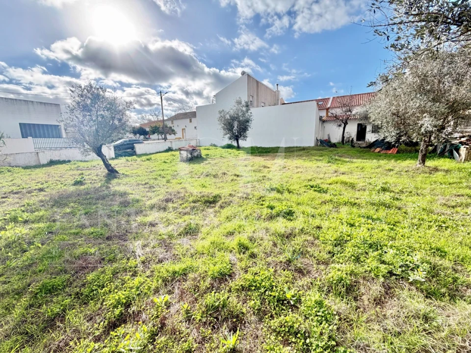 Moradia T2 para Venda em Chancelaria Foto 18