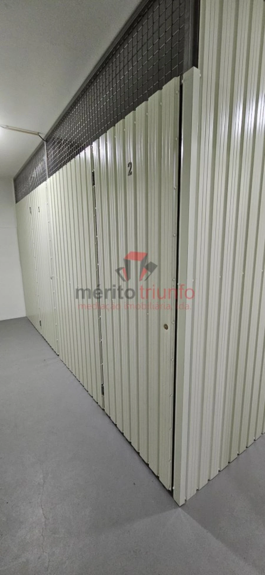 Armazém para Arrendamento em Vila das Aves Foto 6