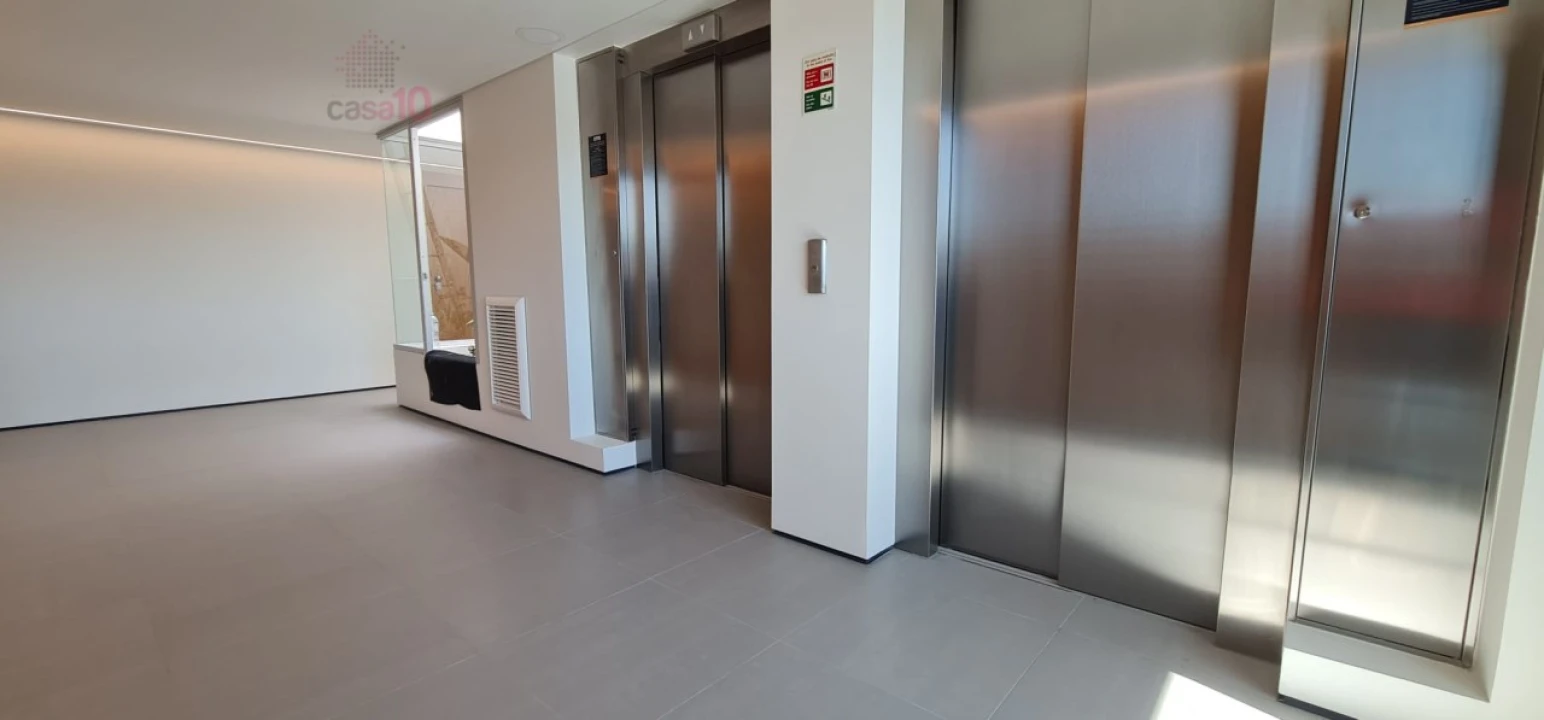 Apartamento T1 para Arrendamento em Olivais Foto 25