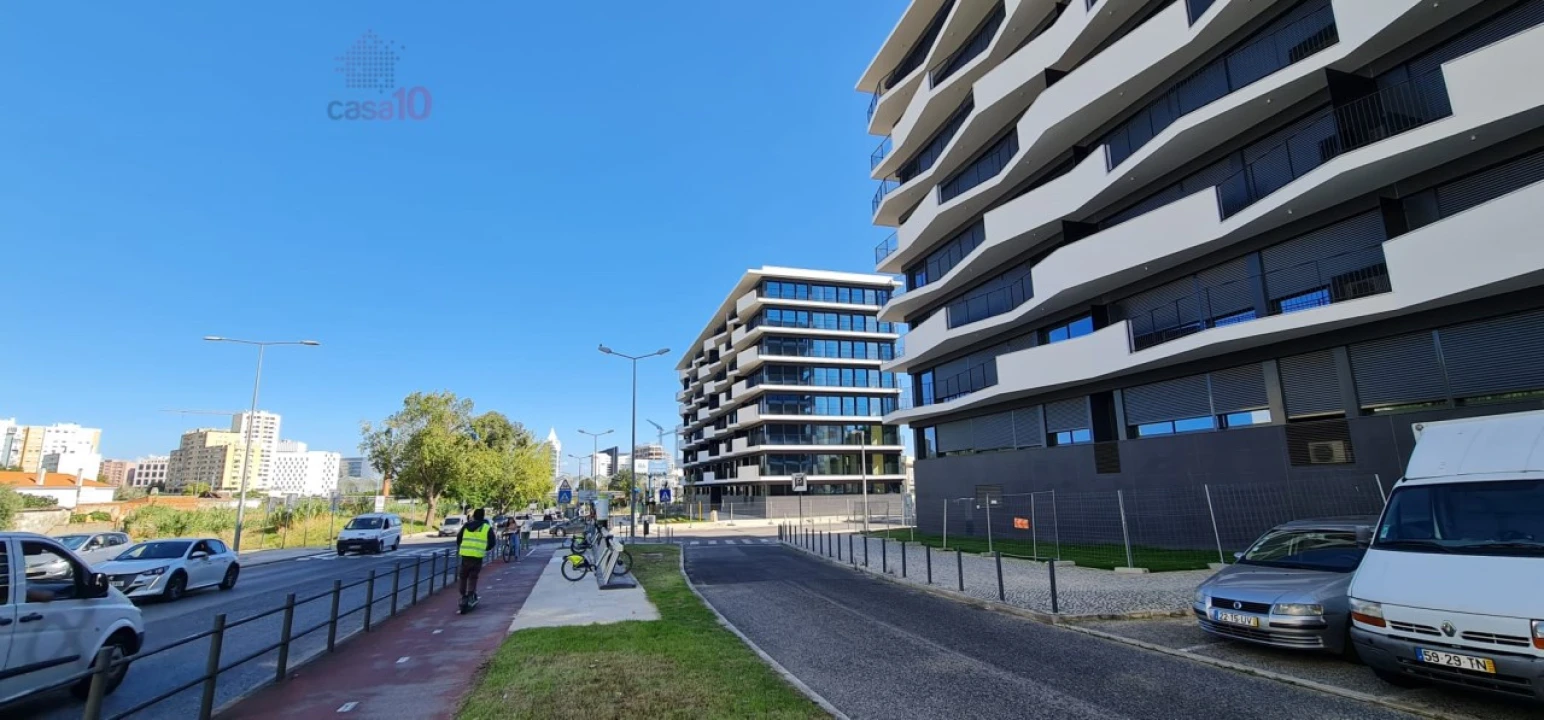 Apartamento T1 para Arrendamento em Olivais Foto 1