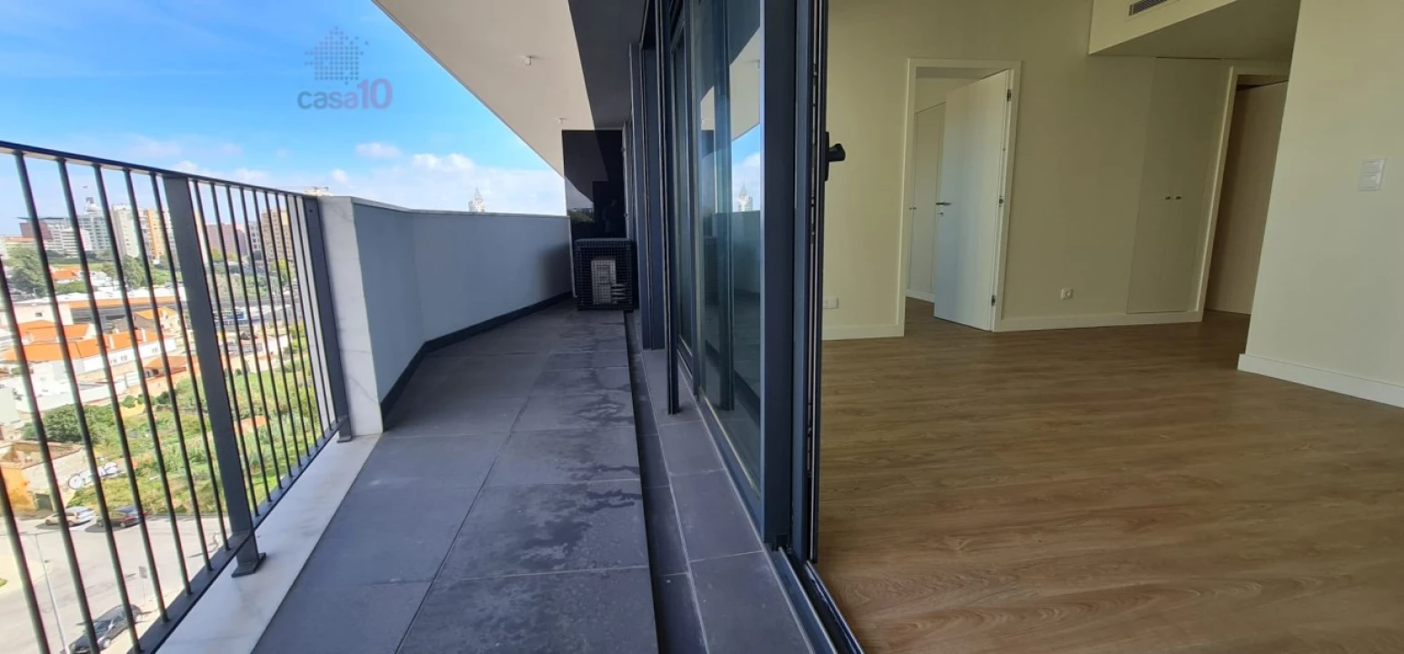 Apartamento T1 para Arrendamento em Olivais Foto 9