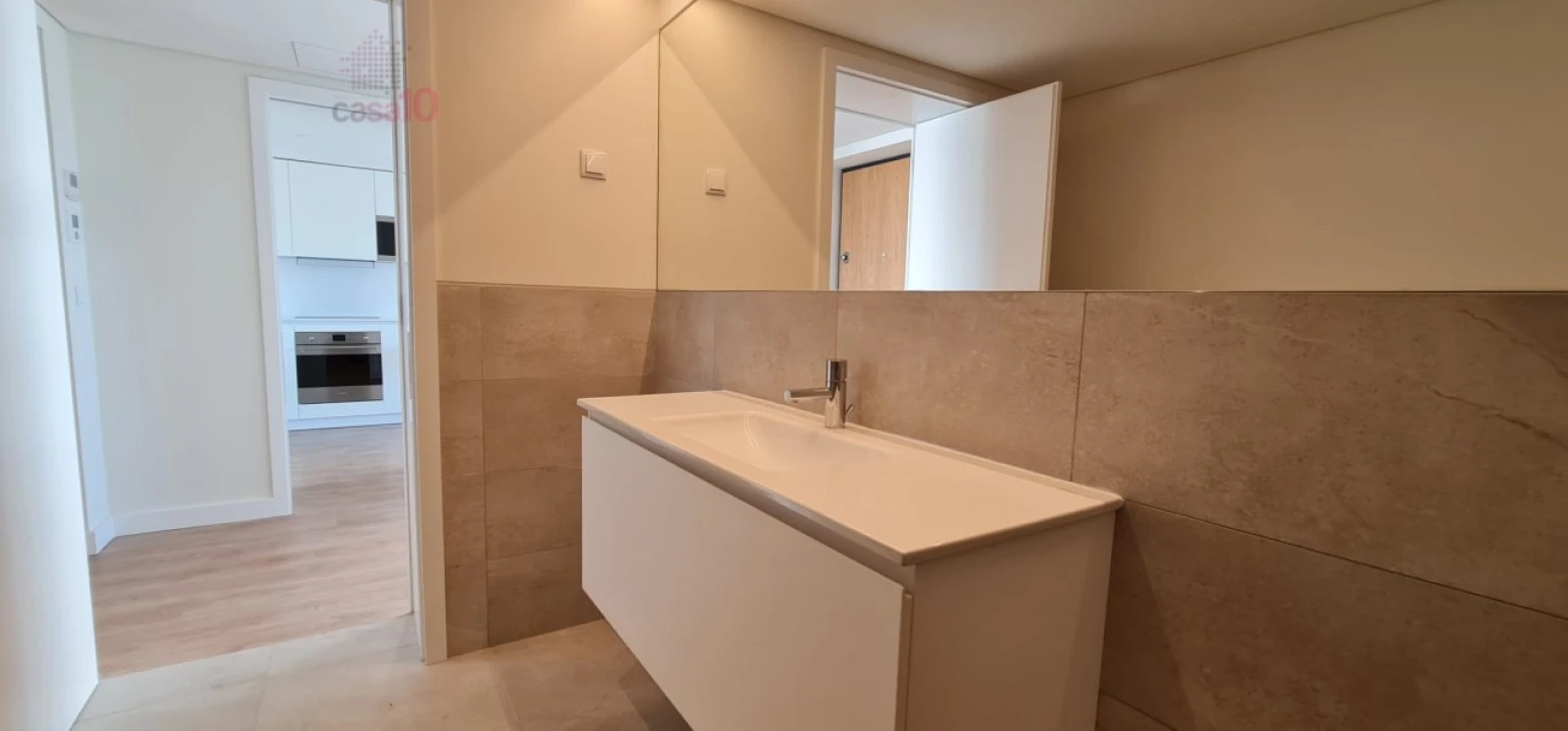 Apartamento T1 para Arrendamento em Olivais Foto 16